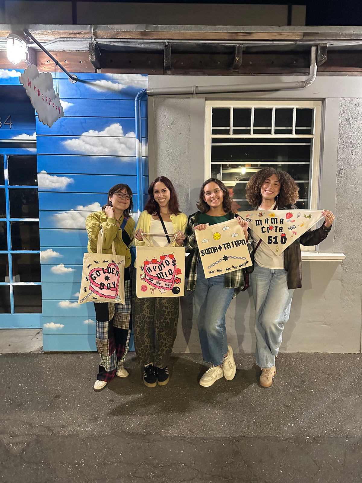 RSVP DIY Tote Bags + Buttons x Bruxita Linda | DTLA 10.11
